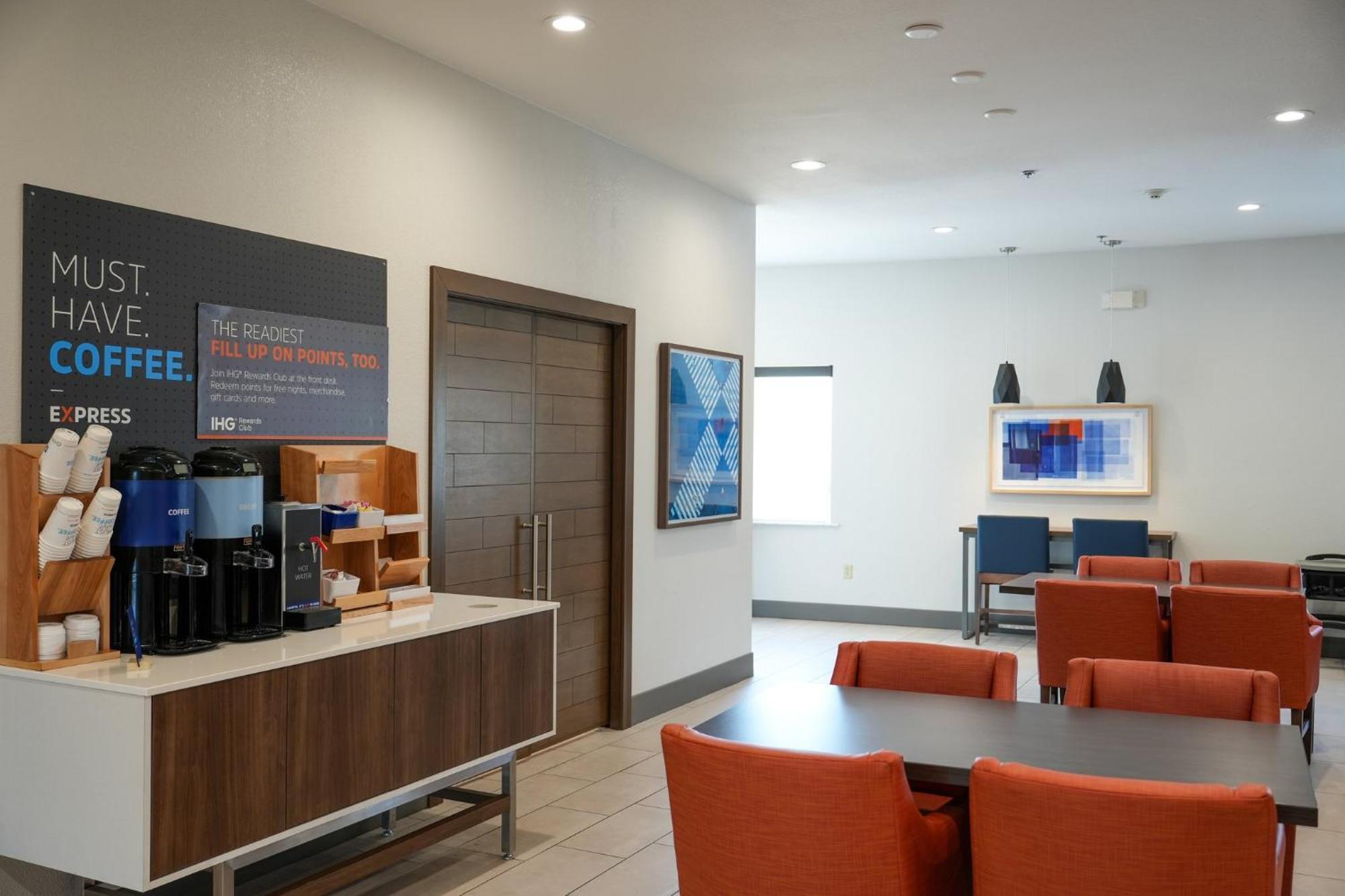 Holiday Inn Express Hotel & Suites Cedar Hill By Ihg Экстерьер фото